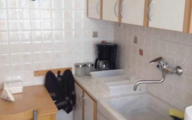 Cozy Apartment Near Acropolis