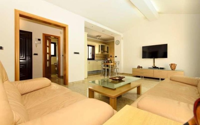 Villa HERYZ - 347000