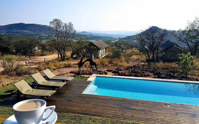 Ndhula Luxury Tented Lodge