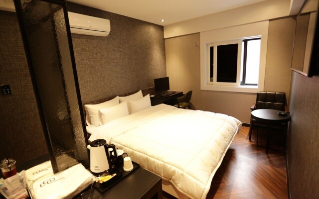 Hotel CoCo