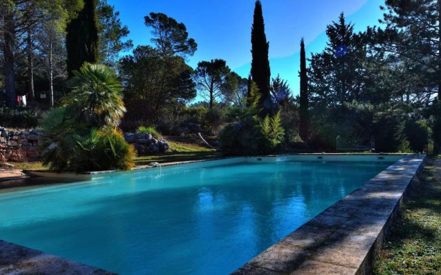 Beautiful Character House With Private Pool and High-end Services