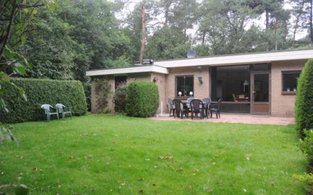 Holiday Home Eekhoornbosch
