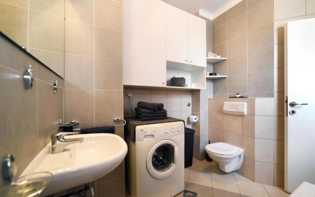 Corner Apartment
