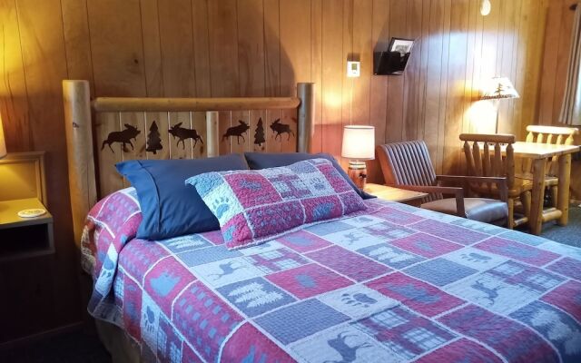 Sunshine Motel and Cabins