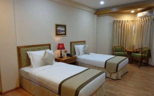 Royal Khattar Hotel