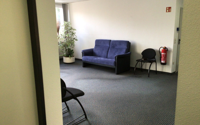 Hostel Hamm by Geronimo