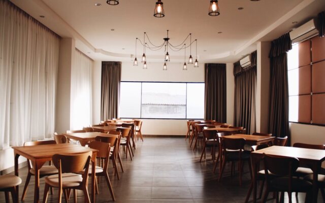 Phukaning Hotel