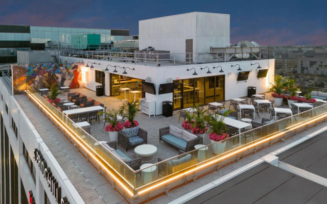 Canal Street Hotel