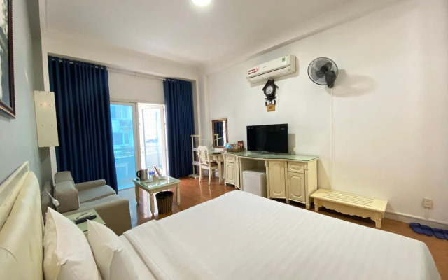 A25 Hotel - 35 Mac Thi Buoi