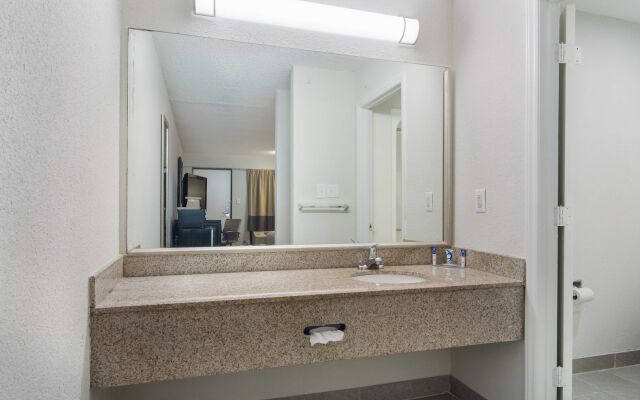 Rodeway Inn