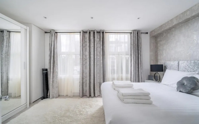 Modern South Wimbledon Stay