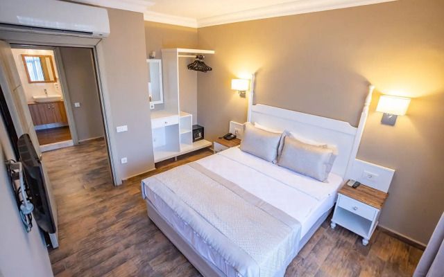 Olbios Marina Resort