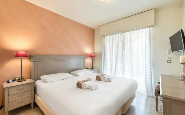 Pelicar 0-5 SEA VIEW 2B