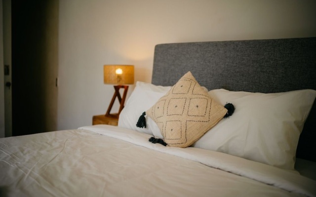 Villa Onyx – Guest Rooms – Canggu