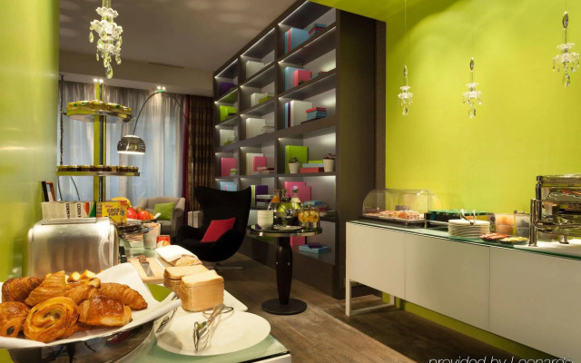 Hotel Le Petit Paris