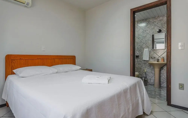 Apt w/ Balcony 250m Mariscal Beach Cra304