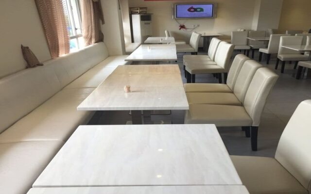 Green Tree Inn Zhuhai Jida Hotel