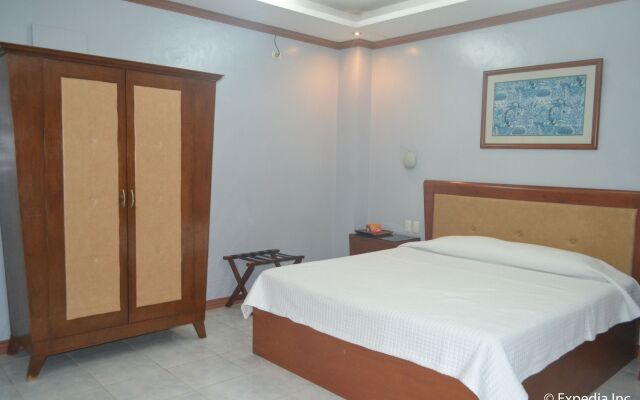 Pacific Breeze Hotel and Resort