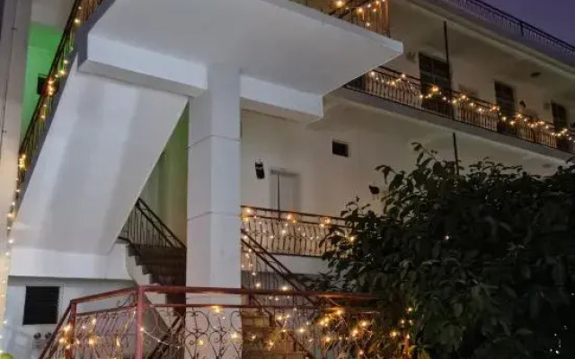 Weishan Longxi  HOTEL