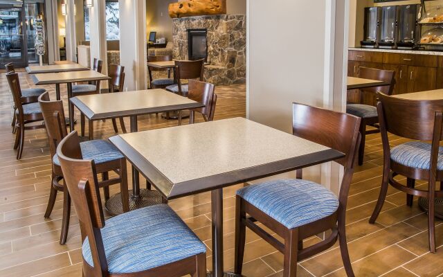 Whitefish Riverfront Hotel