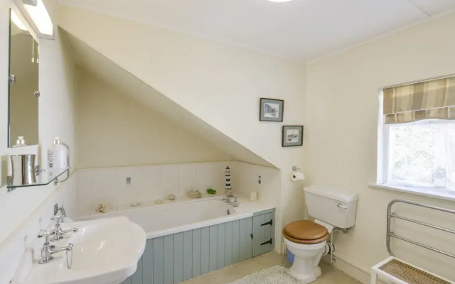 Agar Cottage