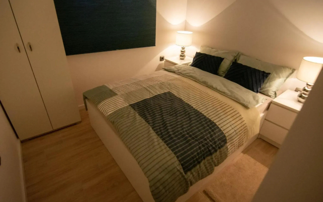 Flexible SelfCheckIns 27 - Bedroom - NEW