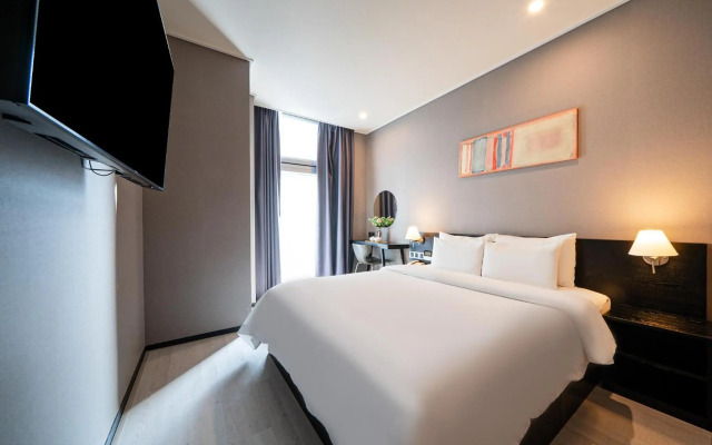 Ocean the point Hotel