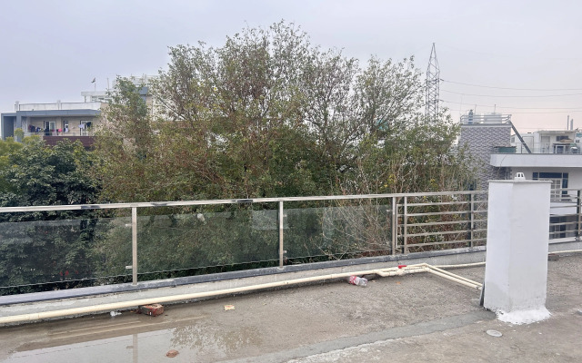 Lime Tree 1BHK Service Apartment