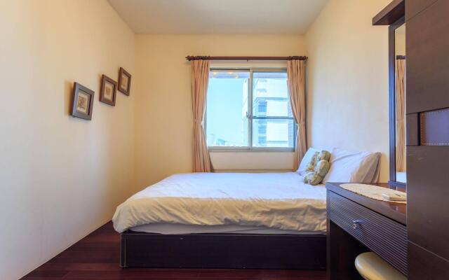 Happyhouse Service Apartment