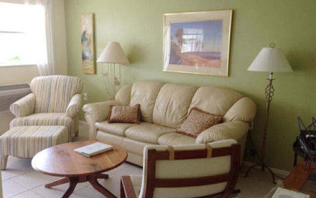 Mango Street Inn