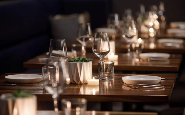 The Barfield, Autograph Collection