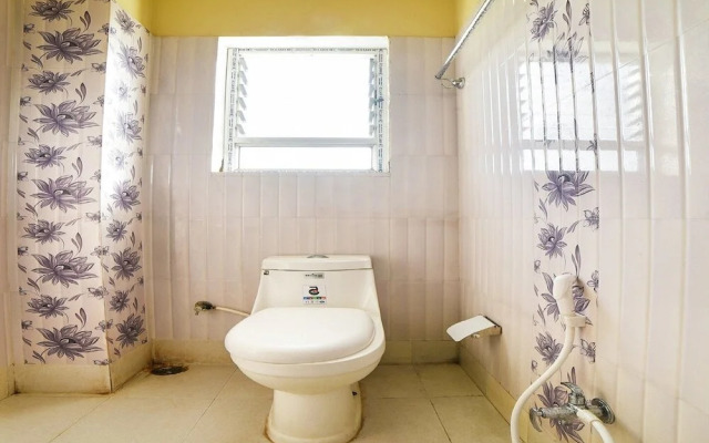 Royal Palace by OYO Rooms