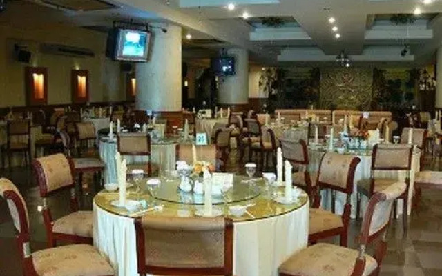 Hotel Royal Regal Surabaya