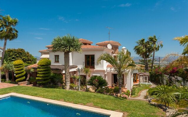 Holidays2Alhaurin de la Torre