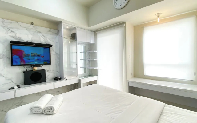 Restful And Cozy Studio Apartment At Mustika Golf Residence
