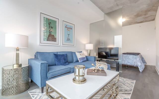 Luxury 1BR in the Heart of King West