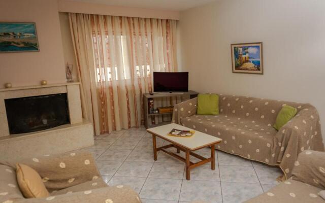 Vasilikis Holiday House