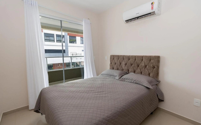 450 - Excelente 3 quartos em Bombas