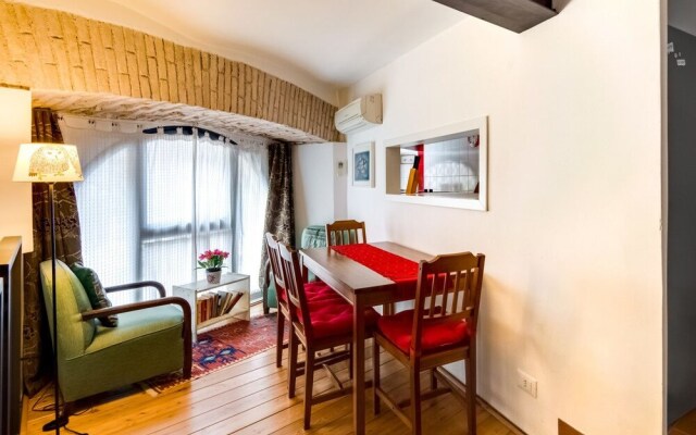 Charming Flat 1 Minute on Foot From Colosseum
