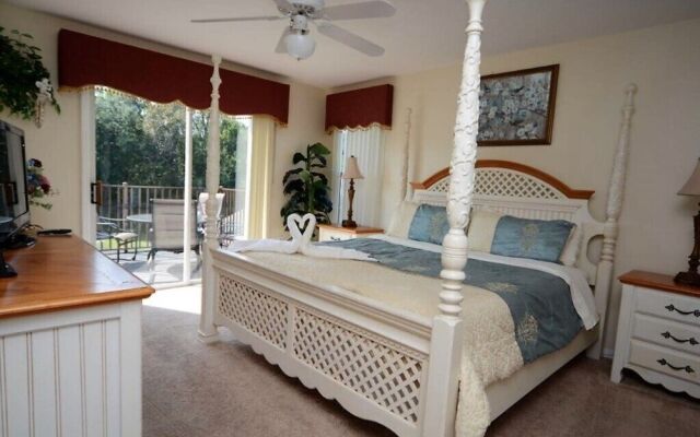 86340 2-story Pristine 4-bed Pool Home W/hot Tub & Balcony