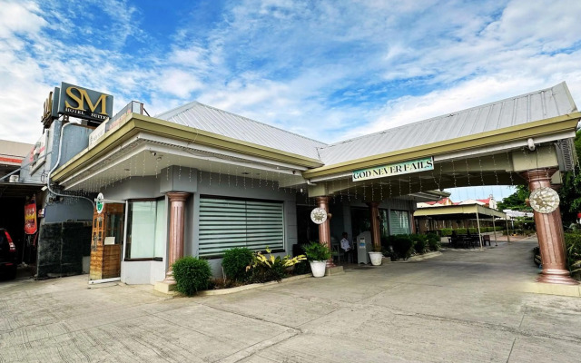 S&M Hotel