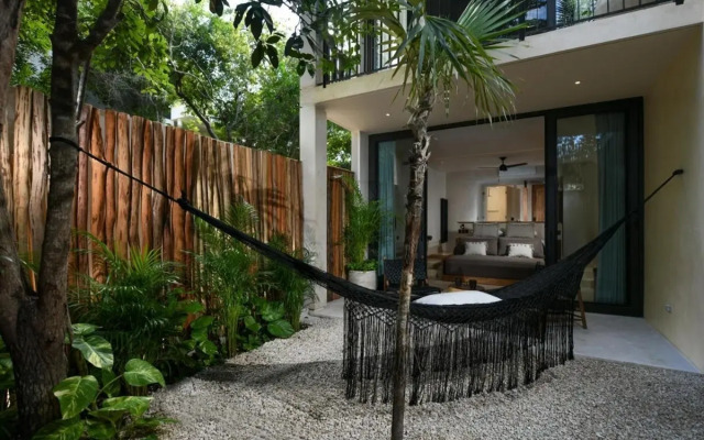 Casa Agape Hotel Tulum with Beach Club Access