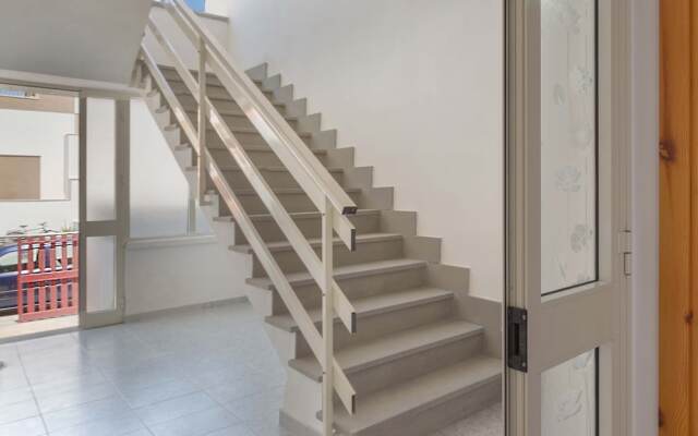 2465 Sunnyside Primo Piano by Barbarhouse