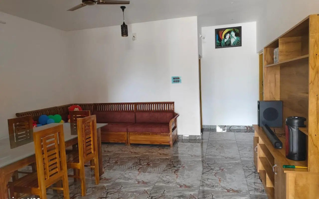 Pavithra Riverview Homestay