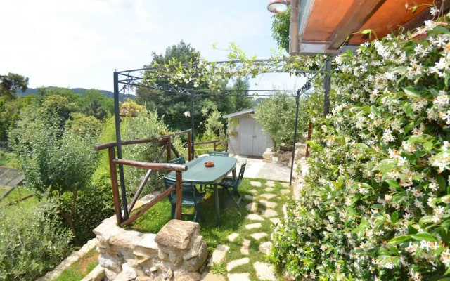 Scenic Holiday Home in Pescaglia With Swimming Pool