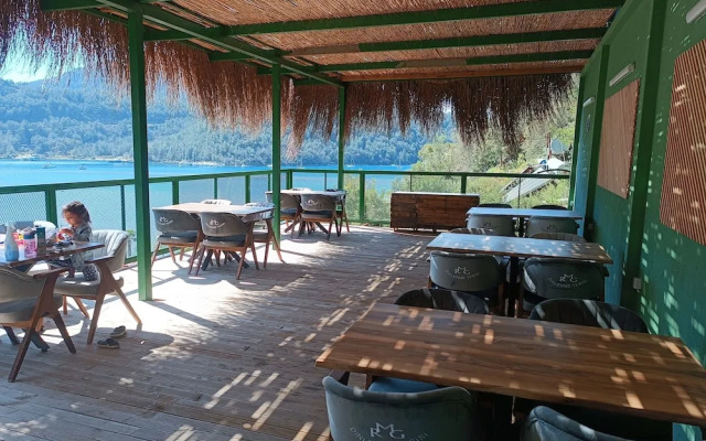 Pasha Bungalovs