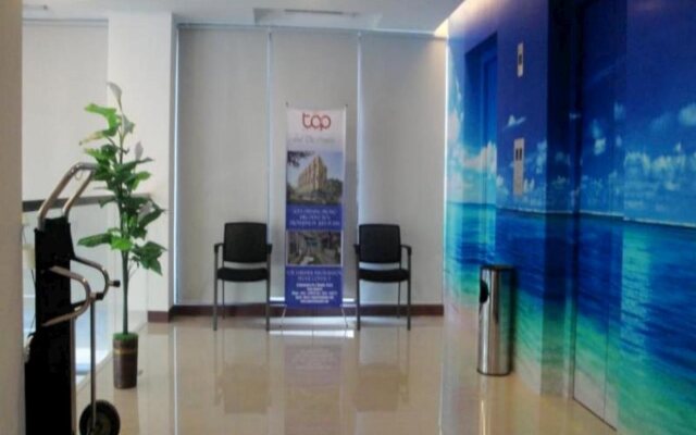 Top Hotel Manado