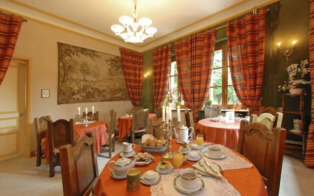 Relais Saint Roch Rest. La Petite Maison