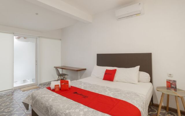 RedDoorz Plus @ Demangan Gejayan