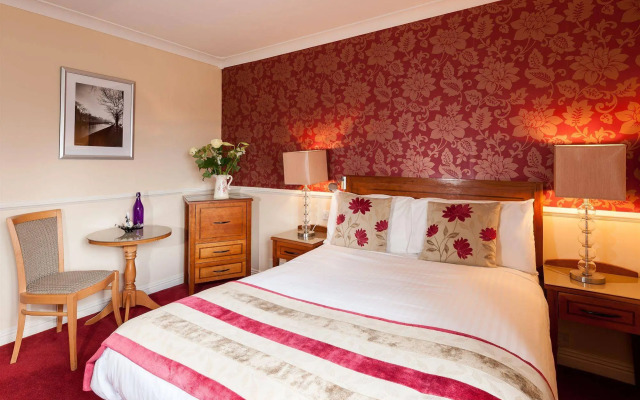 Clew Bay Hotel